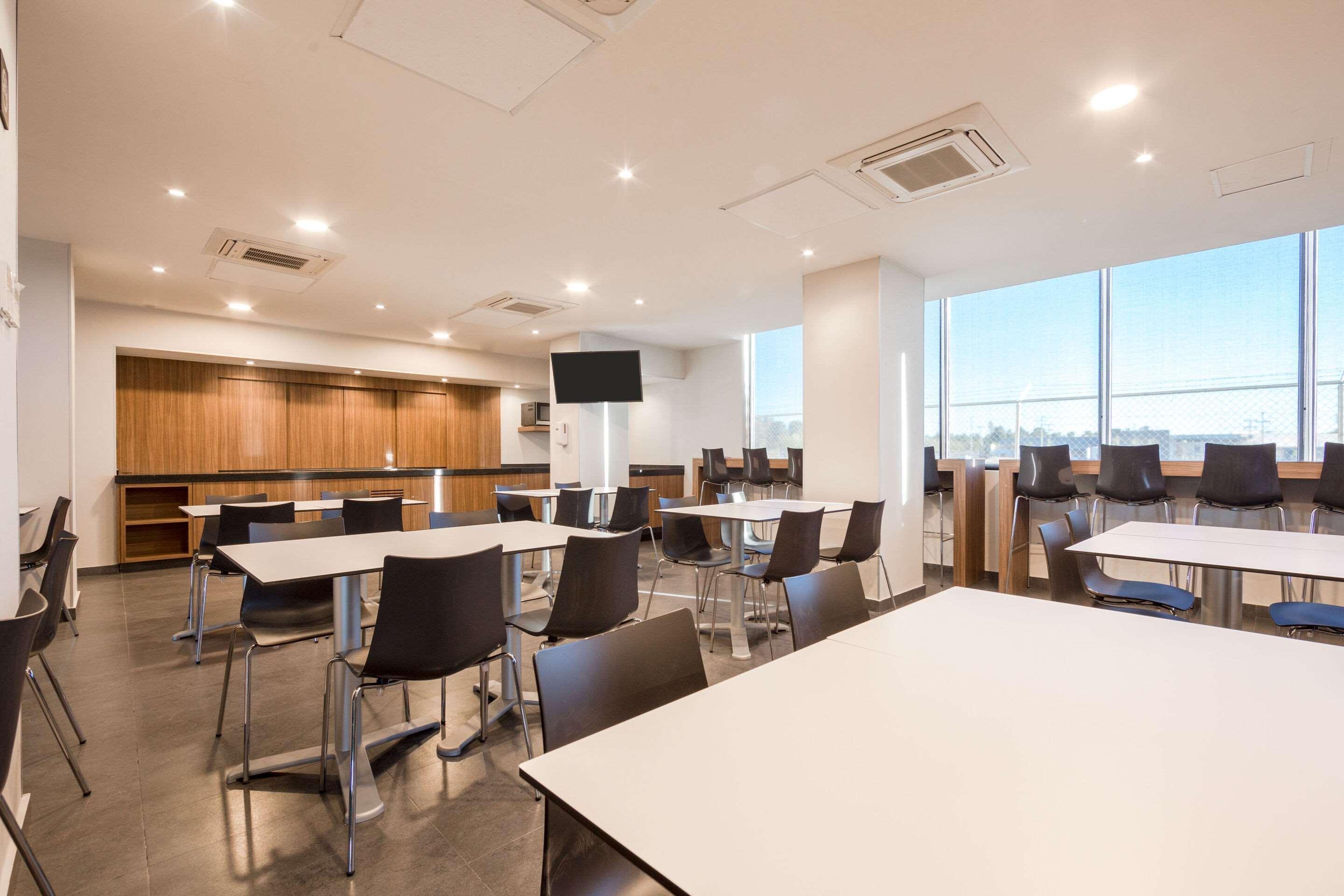 Comfort Inn Delicias Zewnętrze zdjęcie