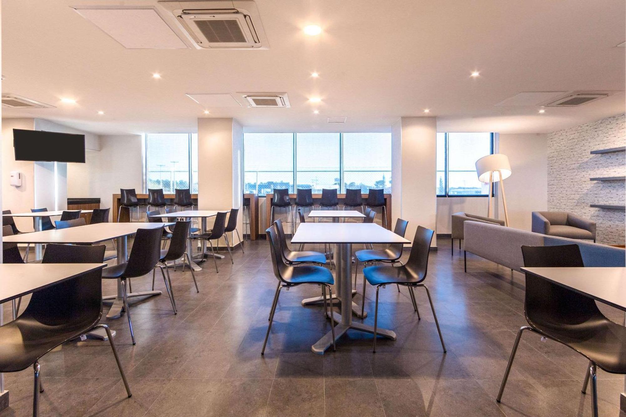 Comfort Inn Delicias Zewnętrze zdjęcie